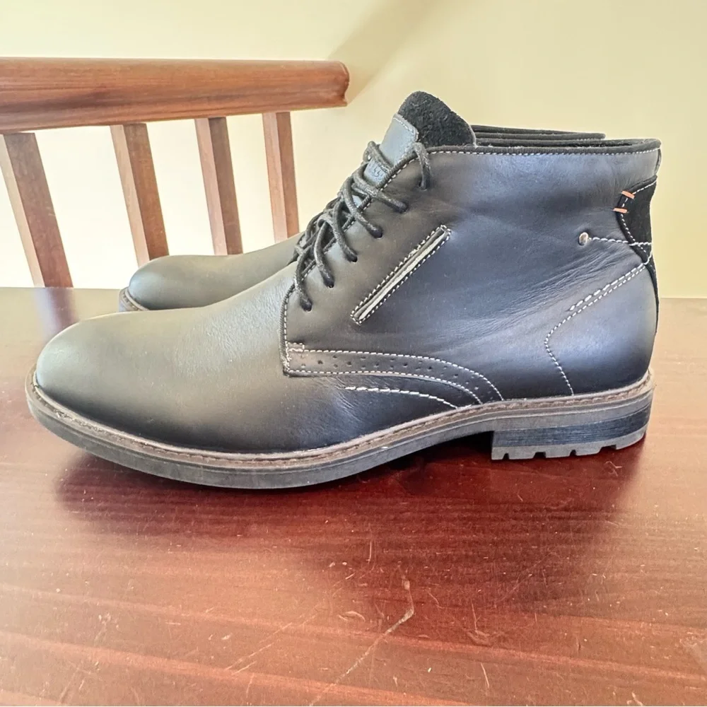 Arkbird black leather Chuka boots men’s size 12